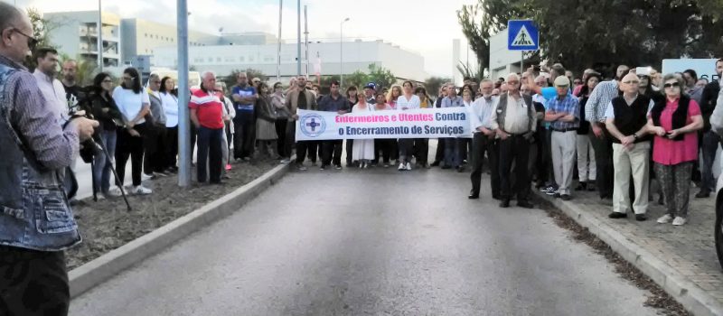 Enfermeiros e utentes manifestam-se contra o encerramento de unidades de saúde do Alentejo